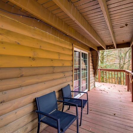 Gatlinburg A-Frame Home With Hot Tub Near Parkway Exterior foto