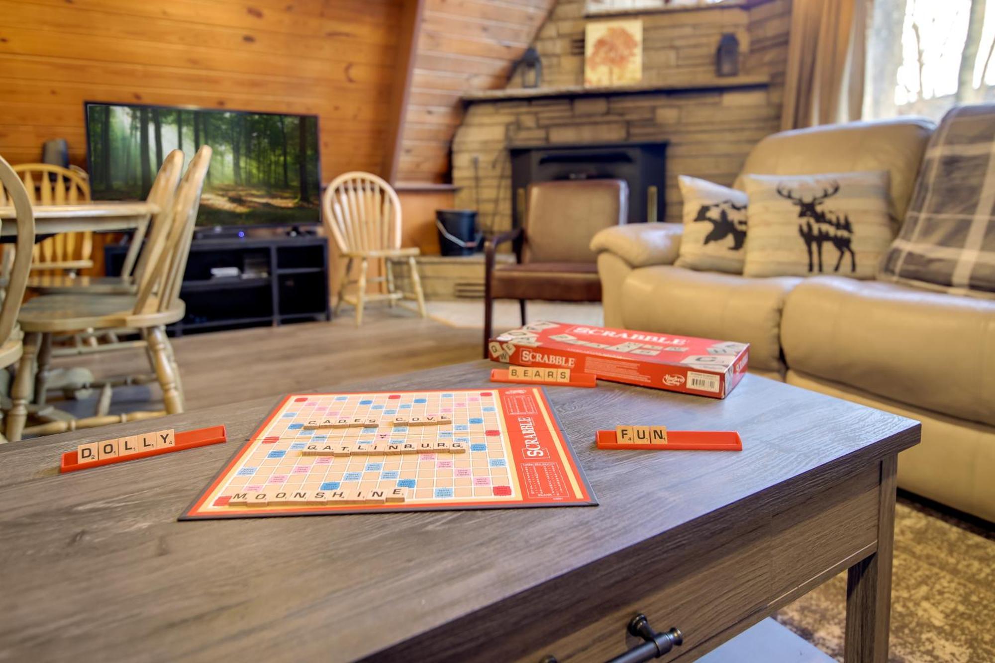 Gatlinburg A-Frame Home With Hot Tub Near Parkway Exterior foto